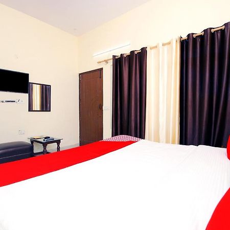 Oyo 8670 Hotel Usha Palace Mussoorie Exterior foto