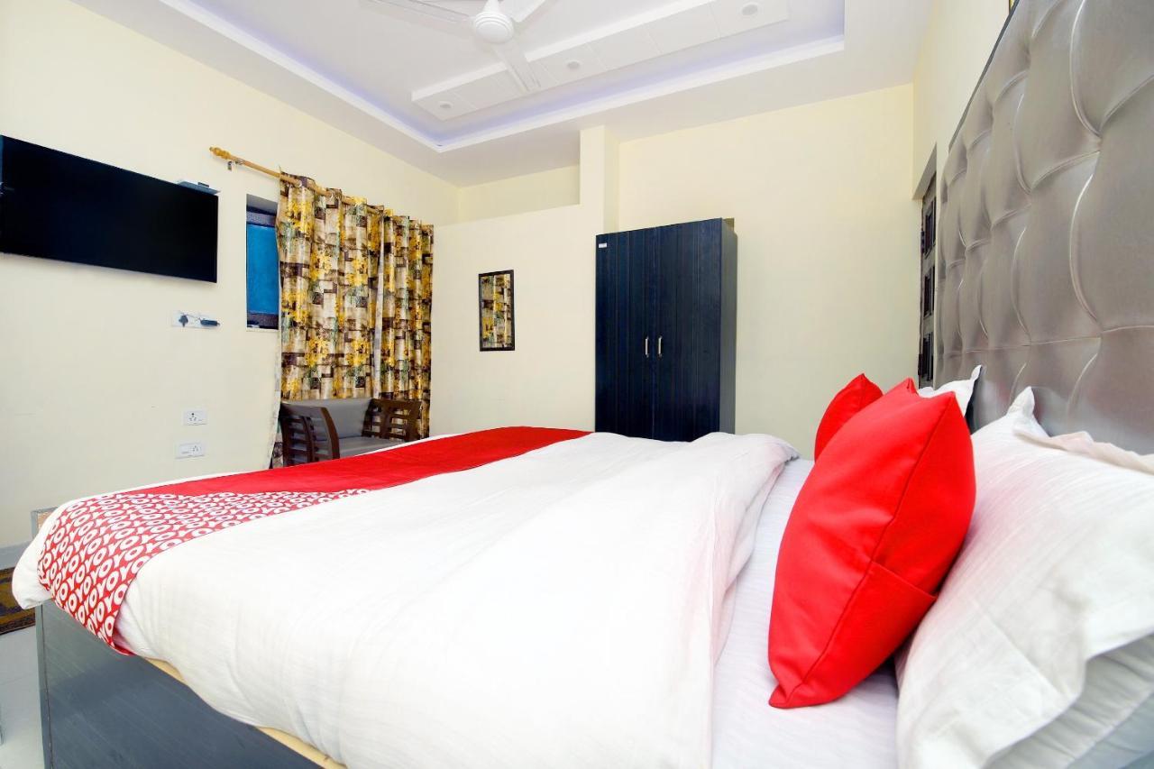 Oyo 8670 Hotel Usha Palace Mussoorie Exterior foto