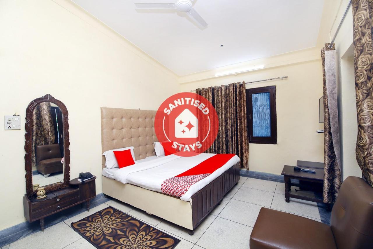 Oyo 8670 Hotel Usha Palace Mussoorie Exterior foto